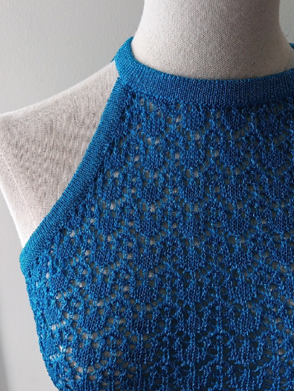 Guess Bright Blue Crochet Halter Tank - Picture 3 of 8